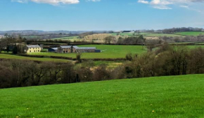Combined Let for Farmhouse and Two Barns